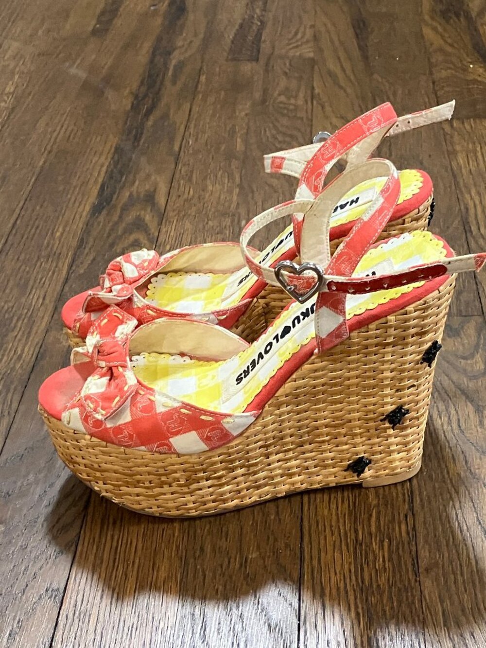 Gwen Stefani Harajuku Lovers Gingham Picnic Basket Weave Wedge Sandal Sz 6 Ants - Picture 7 of 15